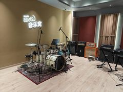 -音乐窝玩创中心·乐器声乐(海珠乐峰店)