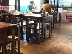 大堂-龙巢盱眙龙虾·牛蛙·烧烤宵夜(八卦岭店)