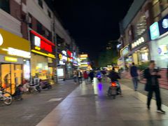 -托乐嘉美食广场(托乐嘉街区店)