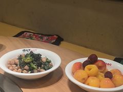 -咱屯子铁锅炖直营店(南湖大路店)