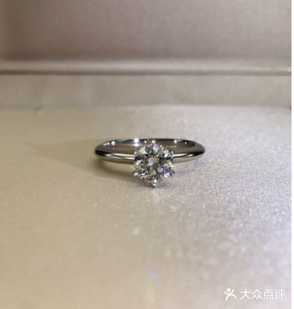 该追求钻石的品牌嘛？