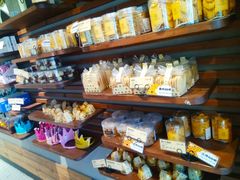 零售区-匠造烘焙(上海湾店)