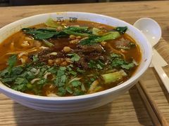 经典牛肉面-每碗面馆(新鸿安大厦店)