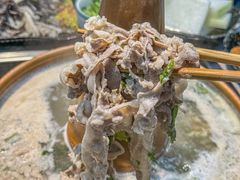 -洞庭洲·防空洞火锅·铜锅涮肉·烧烤(新百广场店)