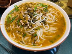 小锅米线-云之南(八里庄店)