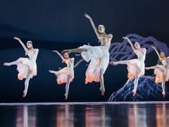 -交通银行前滩31演艺中心