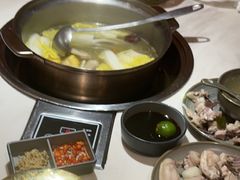 -喃喃椰·糟粕醋·椰子鸡火锅(七堡花园店)