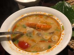 冬阴功汤-食肆&Fourteen(武林夜市店)