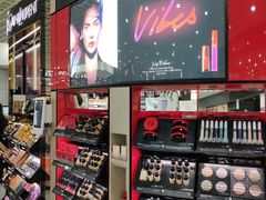 -日上免税店