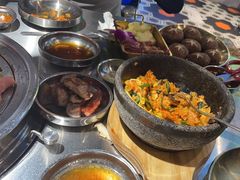-哈哈碳都·牛肋条无限自助烤肉(宝龙店)