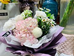 -谷莠子花艺·气球派对·绿植造景·花艺沙龙(金光华广场店)