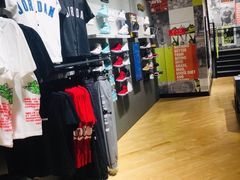 -NIKE品牌体验店(北京蓝色港湾店)