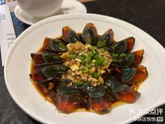 -鱼鲜饭香·招牌汽锅剁椒鱼头王