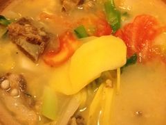 腊排骨杂菜煲-缘生态云南菜·野生菌庭院餐厅(华侨城店)