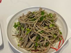 香椿苗拌黑豆腐丝-嘉和一品(中关村银网中心)