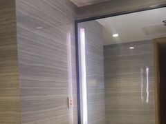 -凯里亚德酒店(深圳北站大浪商业中心店)