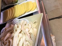 -羊家胡同·龙虾烧烤火锅(龙汇路店)