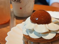 -VERIE BAKEHOUSE