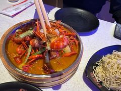 -红盔侠小龙虾(海宁银泰店)