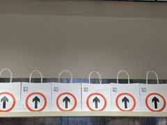 -HOT CRUSH趁热集合·现烤面包(环球港店)