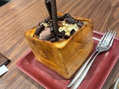 -港丽餐厅(正大店)