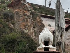 -比如骷髅墙景区