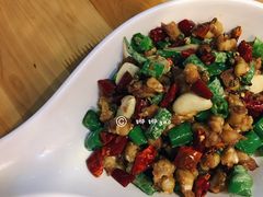 掌中宝-二孃鸡爪爪(东郊记忆店)