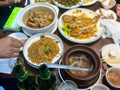 -民间瓦缸煨汤館(嵩山路店)