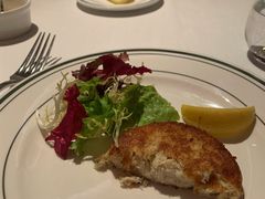 招牌蟹肉饼-Wolfgang’s Steakhouse 沃夫冈牛排馆(上海白玉兰广场店)
