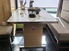 -啊美丽炭火烤肉(滑翔一店)