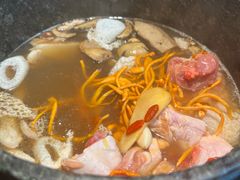 -芸山季·云南山珍菌火锅(人民广场来福士店)