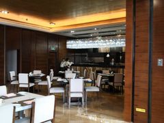 大堂-River Café 海鲜自助(重庆丽笙世嘉酒店)