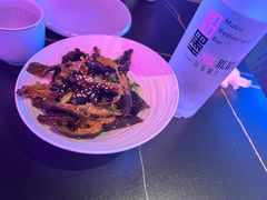 -粉墨特色菜·烧烤音乐酒馆