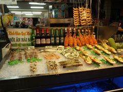 -六合夜市