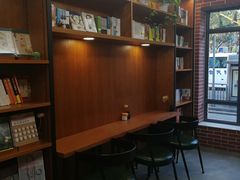 -新华书店(永安路店)