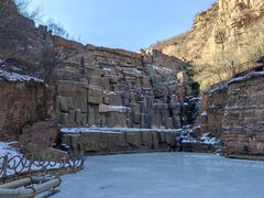 -龙潭大峡谷