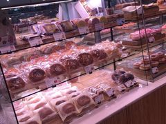 -巴黎贝甜(华堂新辰汇店)