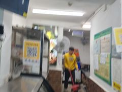 -夏食光安顺小舒冰粉冰浆(甲秀楼店)