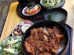 和风食堂(奥体店)-京和风食堂·定食寿喜锅(保利樾广场店)