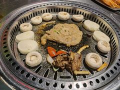 -马路牙子烧烤音乐酒馆(望京店)