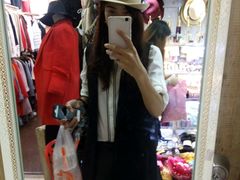 个体大世界购物街-海口骑楼小吃街