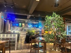 -JINNS锦时 steak&pizza(浸信会礼拜堂旧址店)