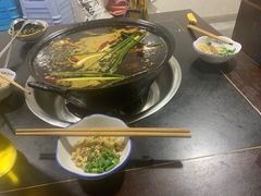 -石灰市毛记烧鸡公(解放碑店)