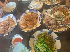 -Cuc Gach Quan Restaurant