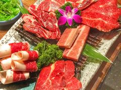 烤肉六拼-明洞阿姨·韩式酱蟹烤肉·创意料理(三元桥店)
