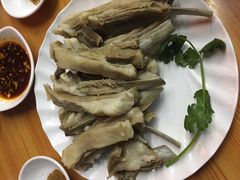 手抓羊肉-内蒙古牛羊肉特色美食(后海滨路店)