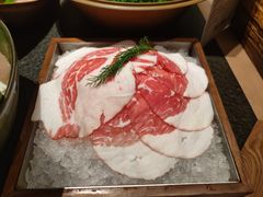 -三出山火锅(南京万象天地店)
