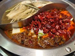 -沸炉重庆老火锅(军事博物馆店)