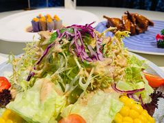 素菜沙拉-岁粤Moon·湖景餐厅(月光码头店)
