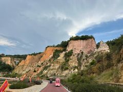 -彩色沙林风景区